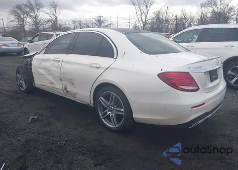 2018 Mercedes-Benz E 300 4Matic from USA, damaged, VIN WDDZF4KB4JA383793